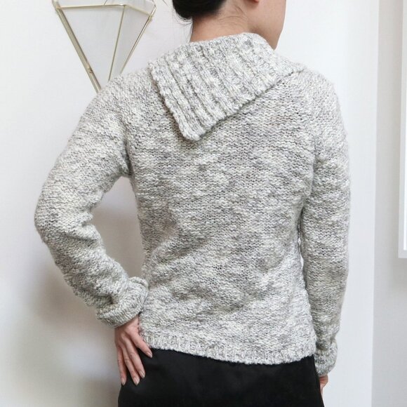 Y2K Cloud Grey/Ivory Marl Knit Sweater w/ Asymmetric Side Button Detail, Fitted - Picture 4 of 8